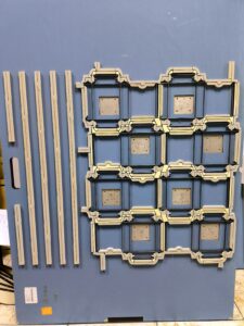 Штанцформа с посадочными местами под клише заказчика и балансировочными ножами